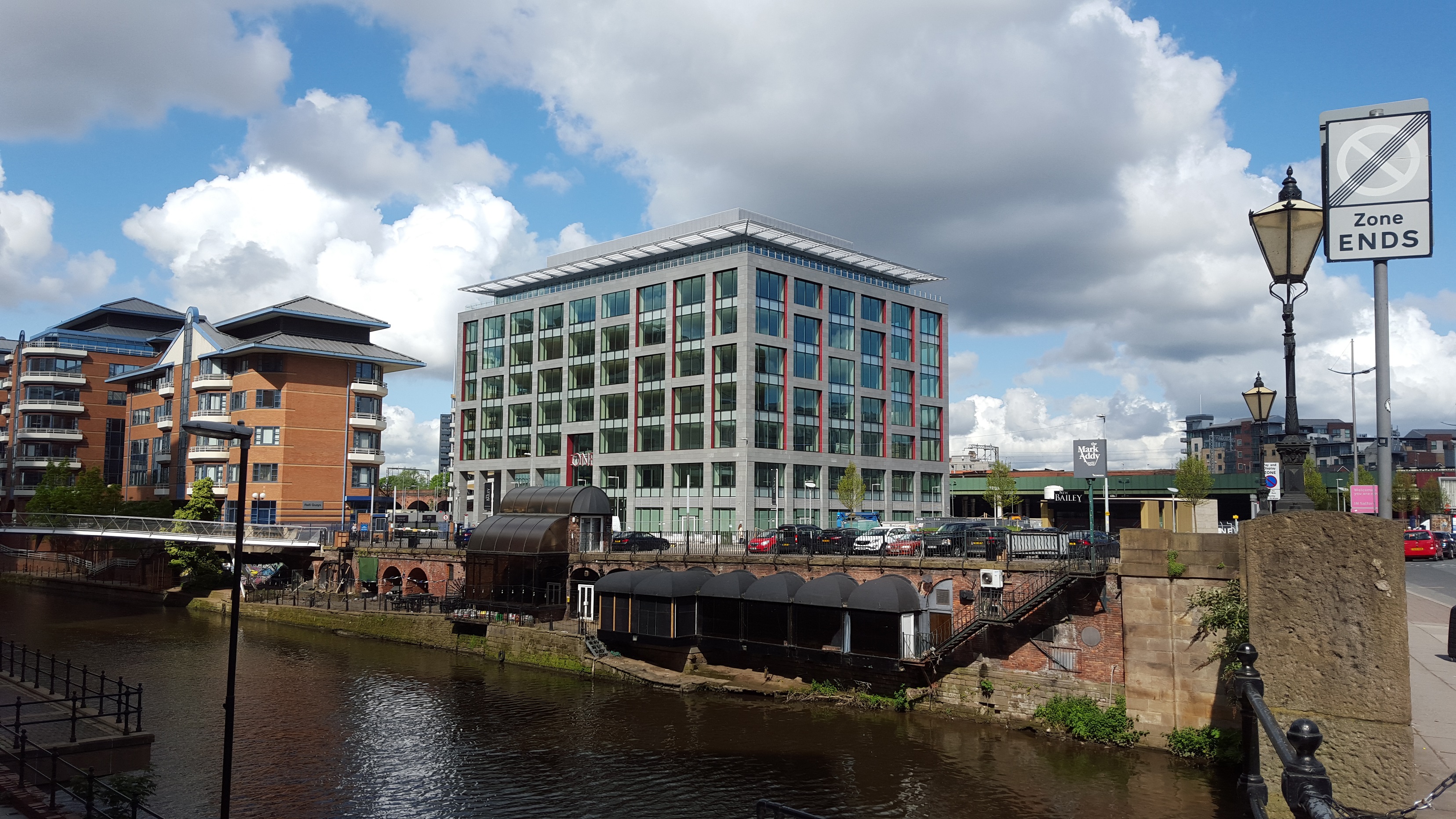 Freshfields Bruckhaus Deringer exchanges at One New Bailey