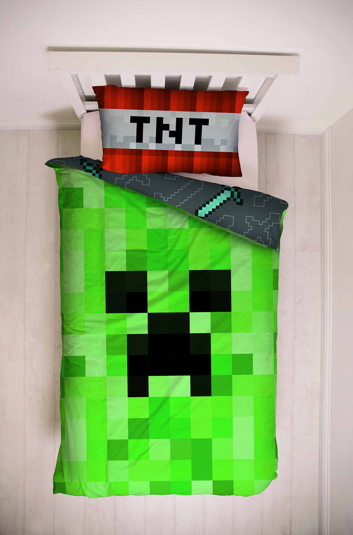 Game on for Character World as they team-up with Minecraft