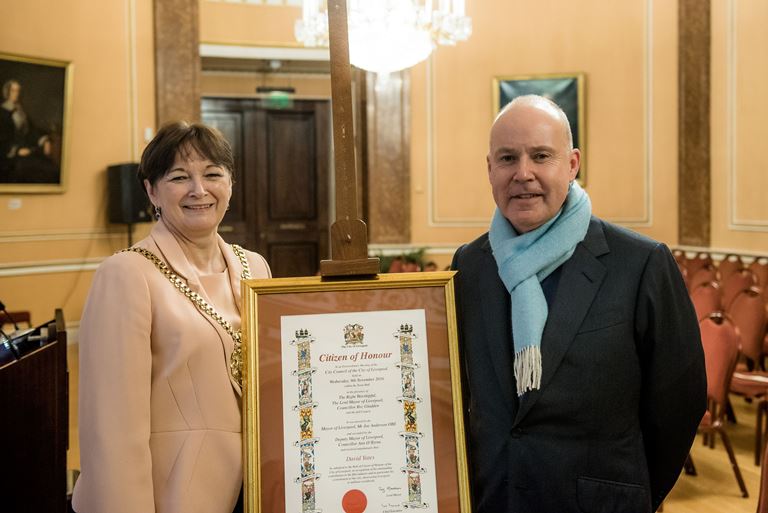 Film director becomes Citizen of Honour