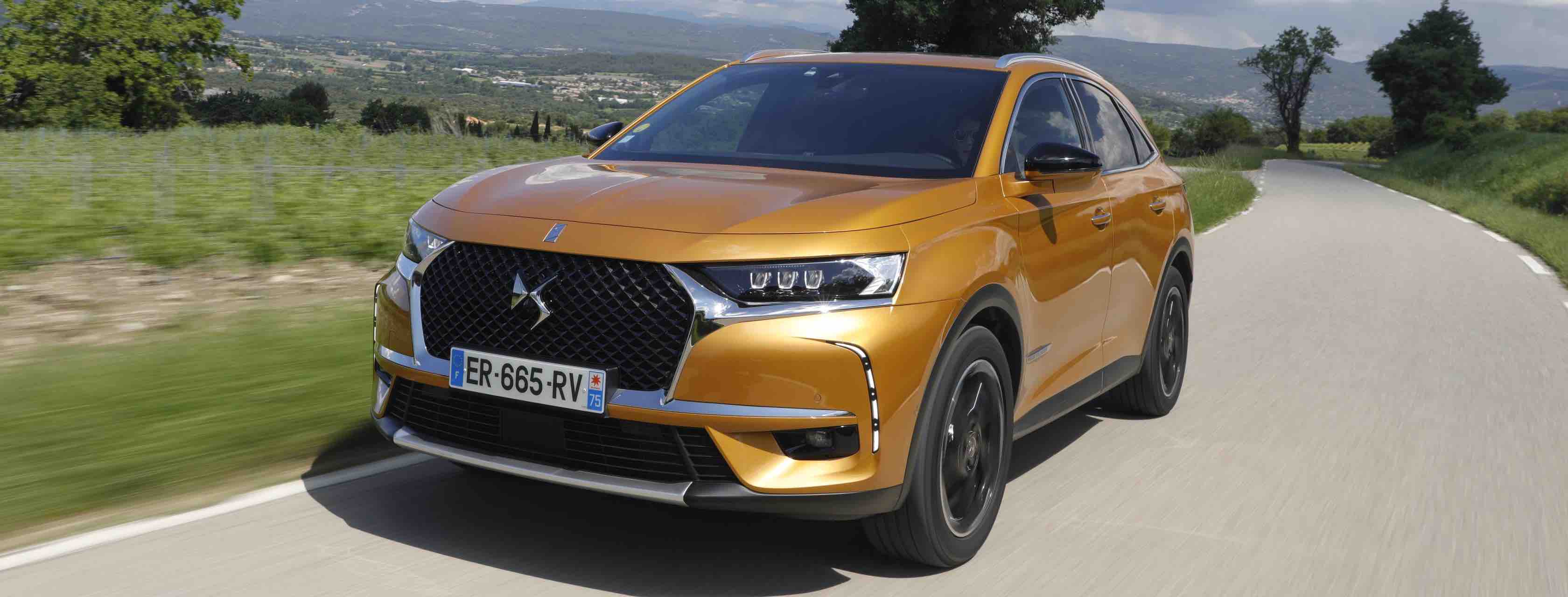 DS 7 CROSSBACK PURETECH 225 AUTOMATIC: FOR THE PLEASURE OF DRIVING WITH PEACE OF MIND