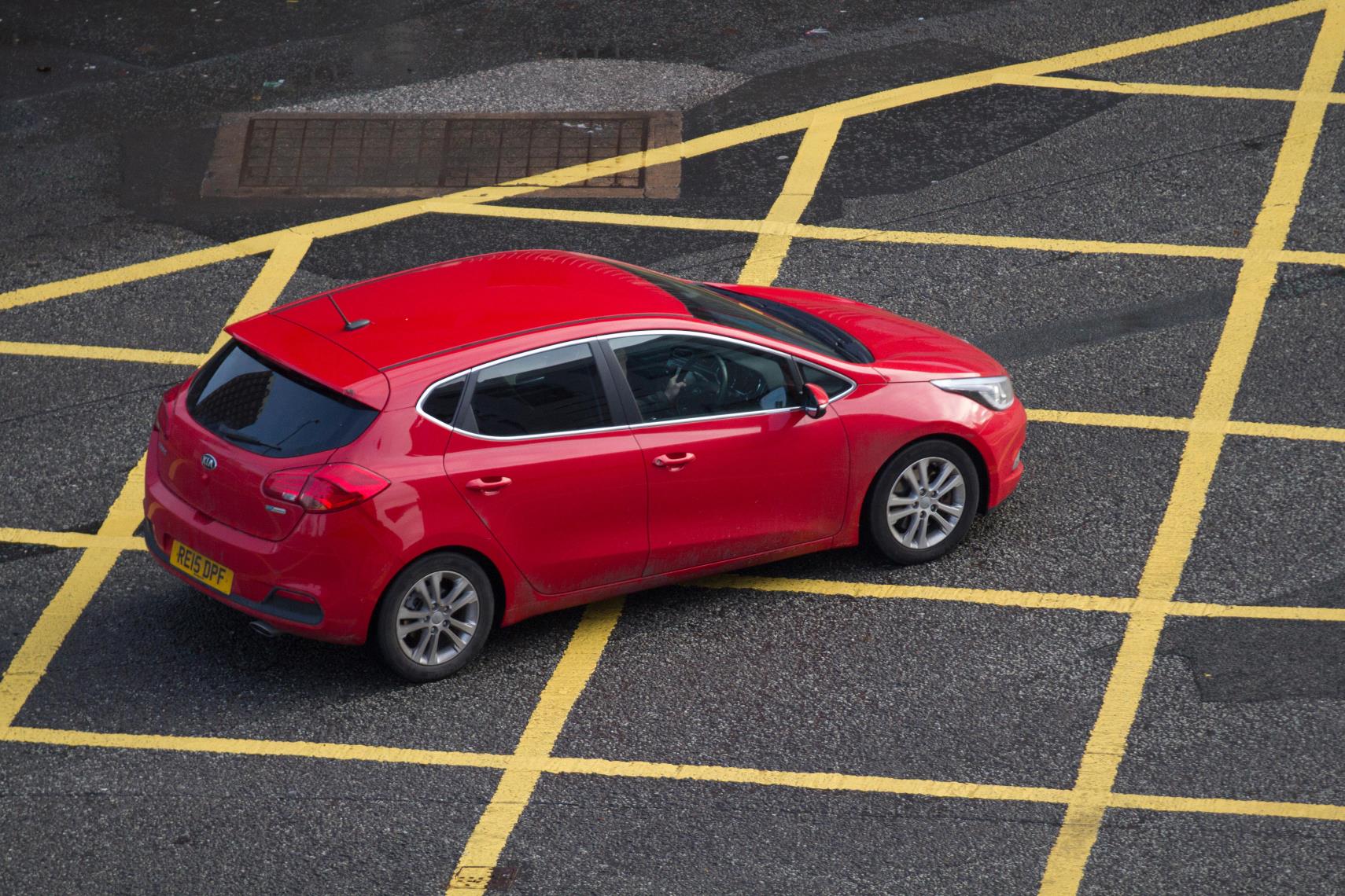 YELLOW BOX CLOTS…