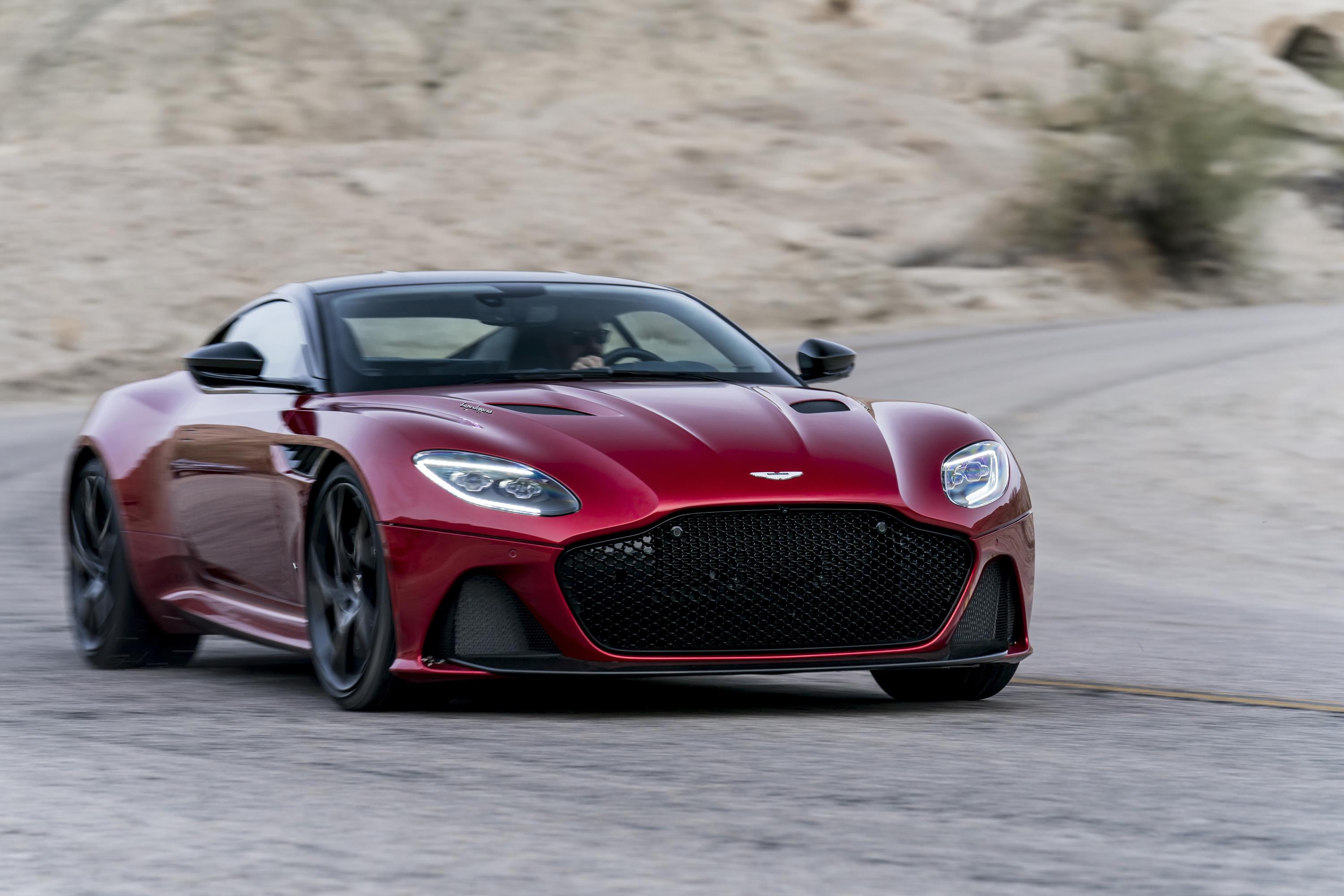 INTRODUCING THE NEW DBS SUPERLEGGERA: TWO ILLUSTRIOUS NAMES; ONE MAGNIFICENT SUPER GT