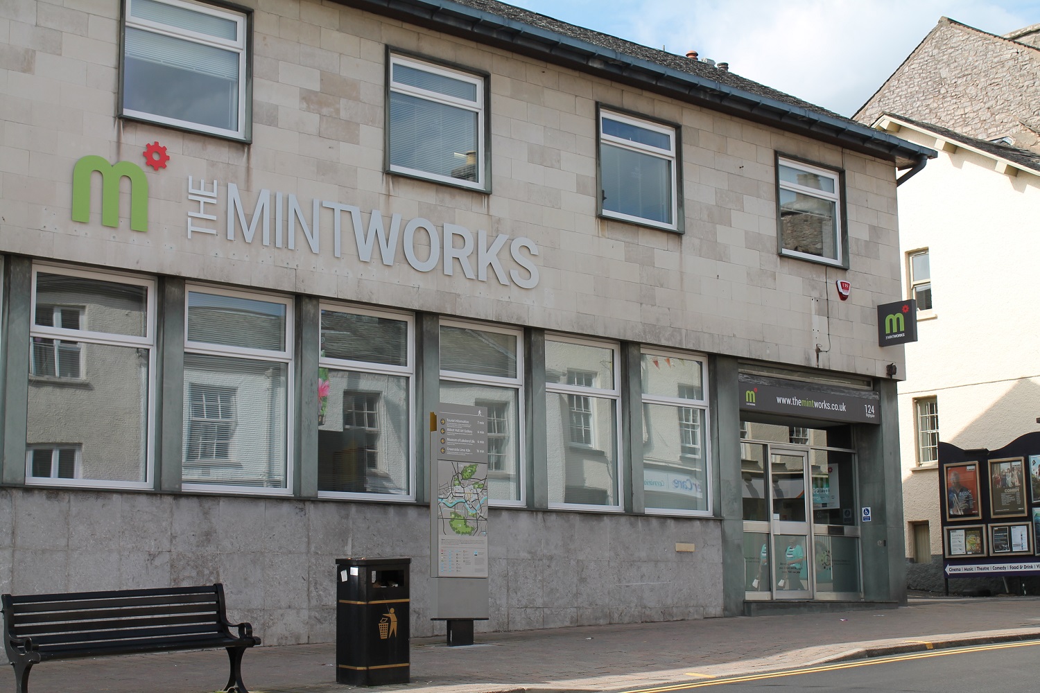 Businesses enjoy hot-desking scheme