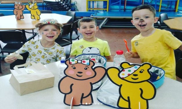 Asda Warrington hosts a Picnic for Pudsey!