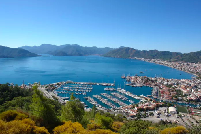 ​Prices fall for families in top European holiday destinations