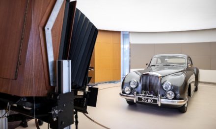 100 YEARS OF BENTLEY CAPTURED ON ICONIC CAMERA