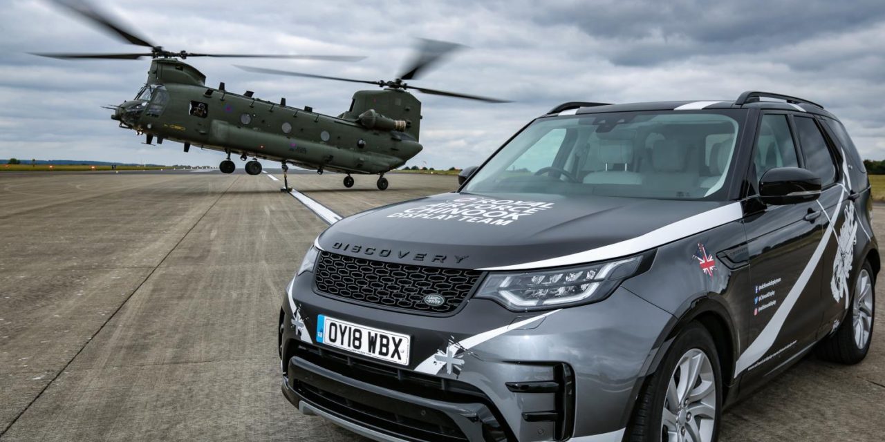 LAND ROVER PARTNERS WITH RAF CHINOOK DISPLAY TEAM