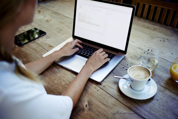 These are the best and worst urban cities for digital nomads