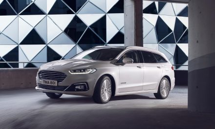 ENHANCED FORD MONDEO WITH NEW HYBRID WAGON UNVEILED