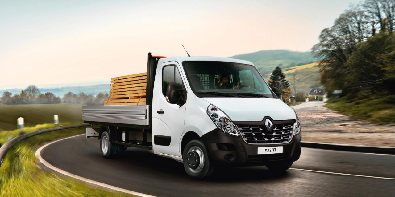 RENAULT PRO+ COMMERCIAL VEHICLES UNVEIL NEW ALUMINIUM TIPPER AND LUTON BOX VAN RANGES