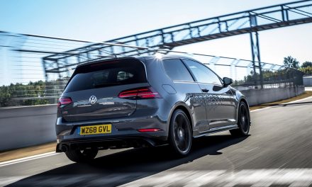 VOLKSWAGEN GOLF GTI TCR OPENS FOR ORDER IN THE UK