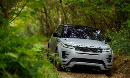 NEW RANGE ROVER EVOQUE ACHIEVES CLASS-LEADING RESIDUAL VALUES