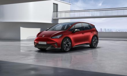 SEAT EL-BORN: PLUGGED INTO ELECTRIC MOBILITY