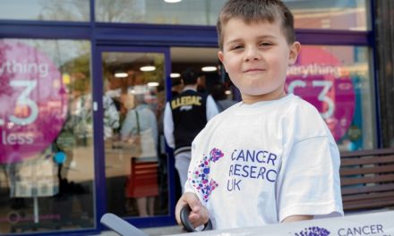 Brave guest at new Cancer Research UK shop