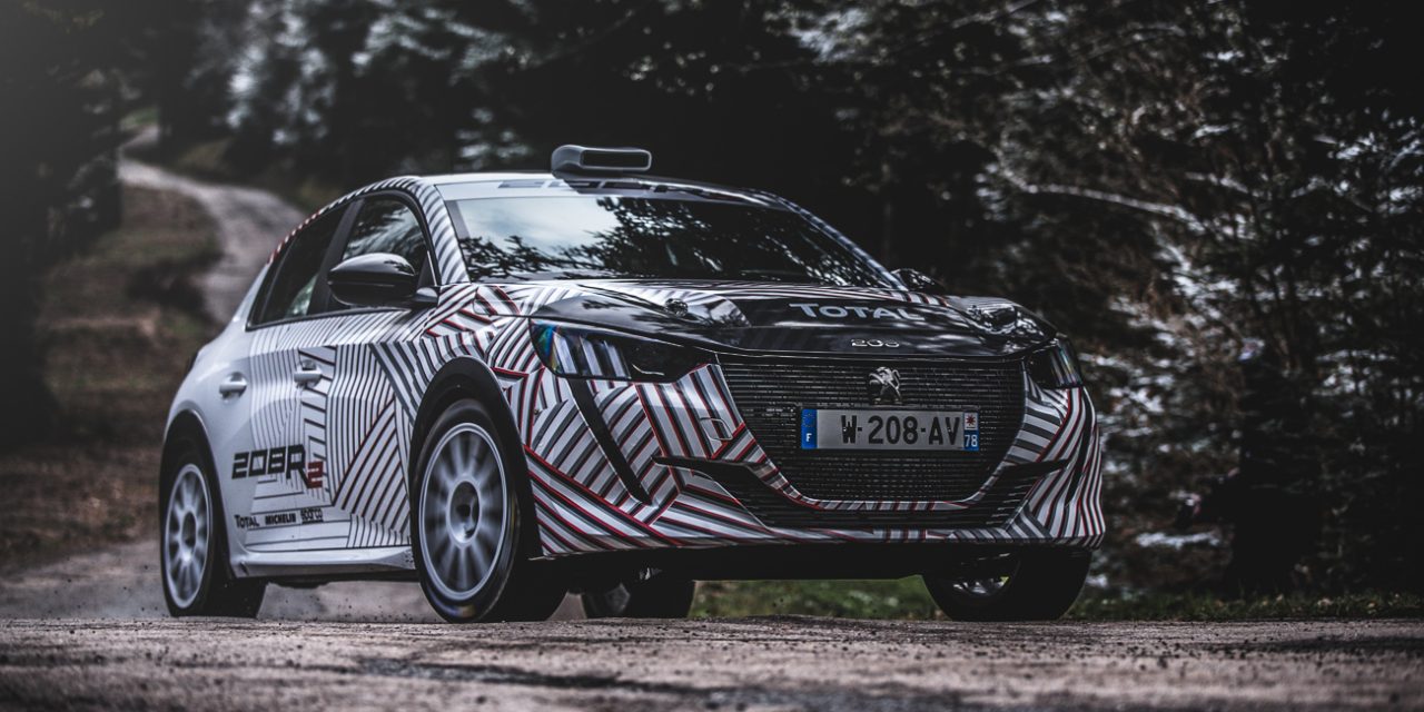 THE NEW PEUGEOT 208R2 TURNS A WHEEL FOR THE FIRST TIME!