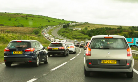 Second wave of Easter getaway traffic to arrive as 27m hit the road