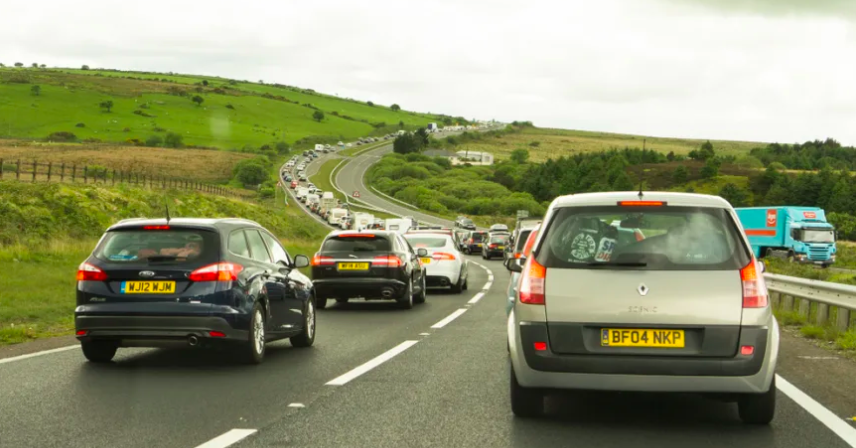 Second wave of Easter getaway traffic to arrive as 27m hit the road