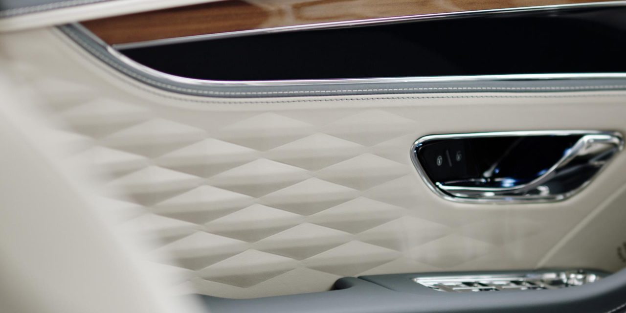 THE ALL-NEW FLYING SPUR: THE LUXURY GRAND TOURING SEDAN