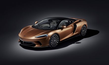 NEW McLAREN GT: SUPERLIGHT GRAND TOURING, THE McLAREN WAY