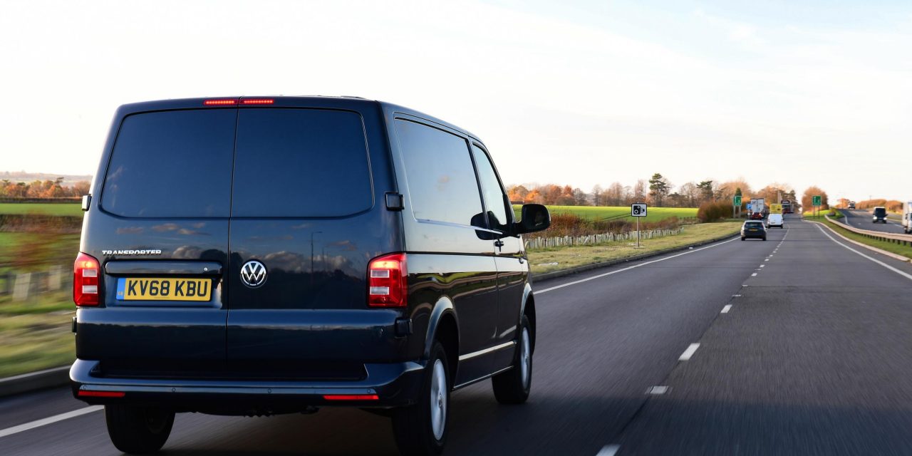 VAN DRIVERS CAUSE 10 INJURIES A WEEK FROM TAILGATING ON UK ROADS