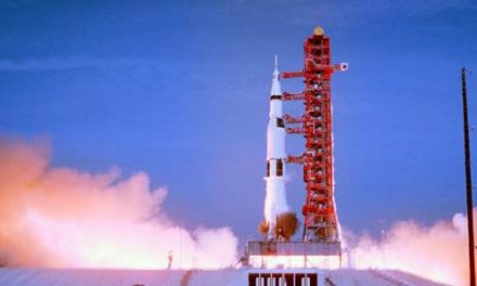 APOLLO 11 / In Cinemas 28th June