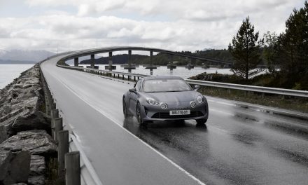 ALPINE UNVEILS THE A110S: THE LATEST EDITION TO THE LIGHTWEIGHT SPORTS CAR RANGE