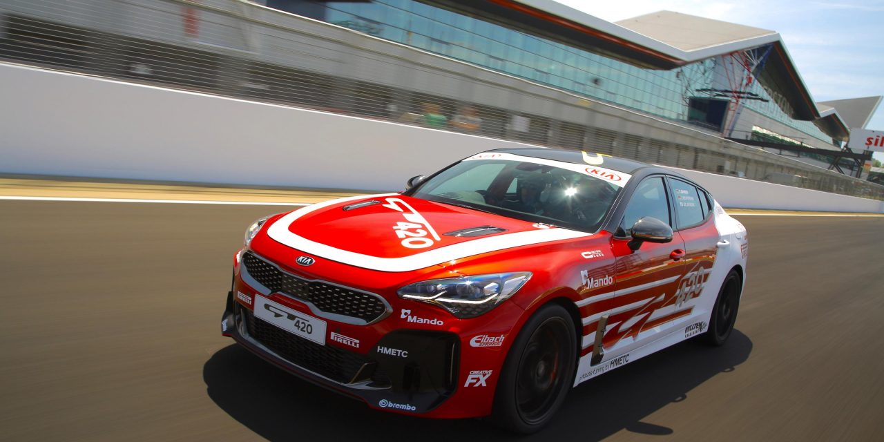 POWER TO SURPRISE – KIA PRESENTS ONE-OFF ‘STINGER GT420’ TRACK CAR