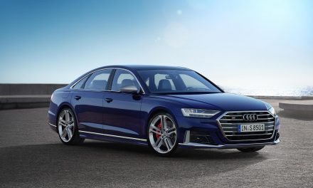 V8 TFSI POWER AND PREDICTIVE ACTIVE SUSPENSION FOR NEW 571PS AUDI S8