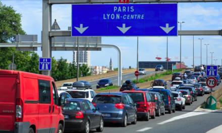 CARAVANNING TIPS FROM IAM ROADSMART