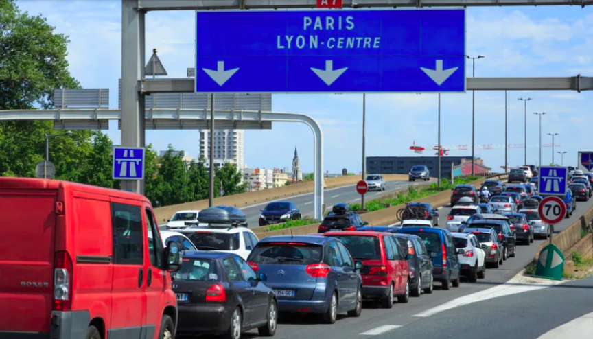 CARAVANNING TIPS FROM IAM ROADSMART