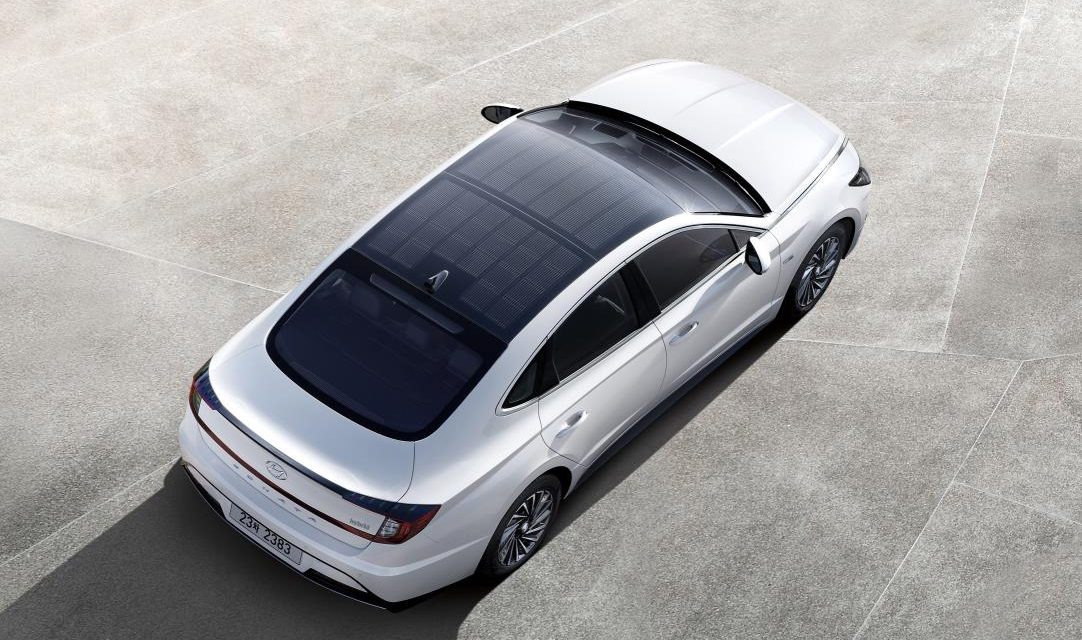 HYUNDAI LAUNCHES FIRST CAR WITH SOLAR ROOF CHARGING SYSTEM
