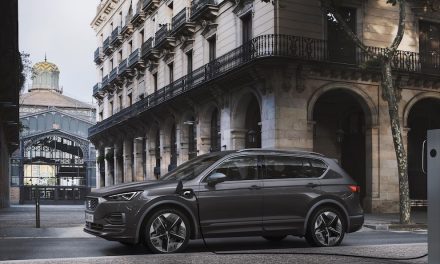 SEAT TARRACO FR PHEV: TECHNOLOGY, SPORTINESS AND EFFICIENCY