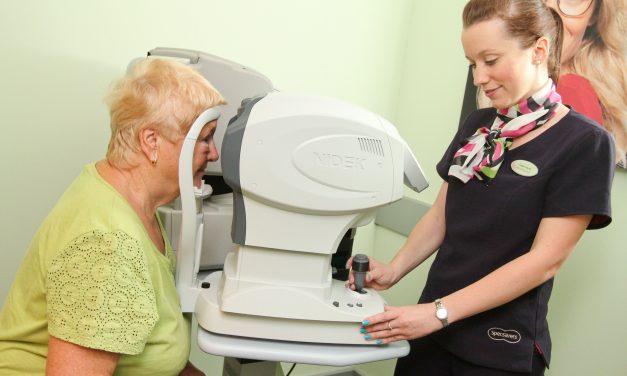 Free glasses for Beechemere Care Home residents