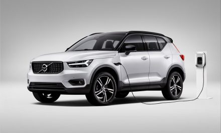 VOLVO BECOMES FIRST CAR MAKER TO OFFER PLUG-IN HYBRID VERSIONS OF FULL MODEL RANGE WITH LAUNCH OF XC40 T5 TWIN ENGINE