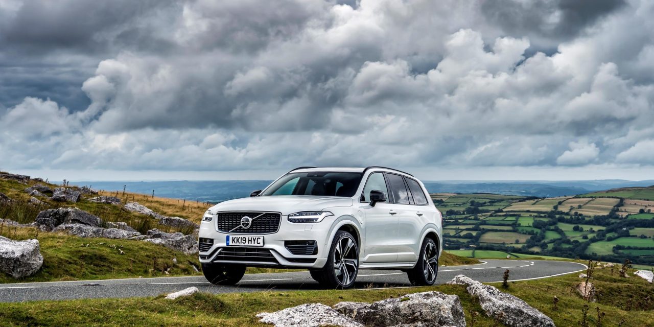 VOLVO UPGRADES XC90 LUXURY SUV WITH NEW MILD-HYBRID POWERTRAIN, SPECIFICATION ENHANCEMENTS AND UPDATED STYLING
