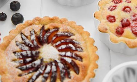 SUSTAINABLE SOLUTION: HANDCRAFTED BRITISH BAKING GIFT SETS