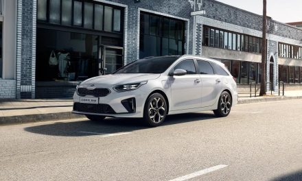 KIA MOTORS REVEALS EFFICIENT, LOW-EMISSIONS PLUG-IN HYBRID VARIANTS OF KIA XCEED AND CEED SPORTSWAGON