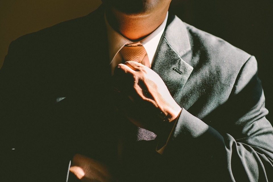 What are the 5 steps to become a workplace leader?