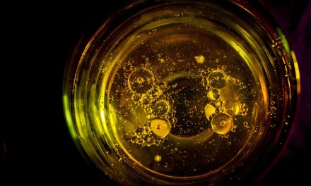 CBD Oil And Cancer Treatment: 5 Things To Know