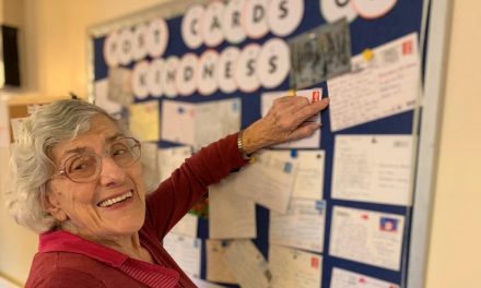 Postcards helping to tackle loneliness at Worsley care home