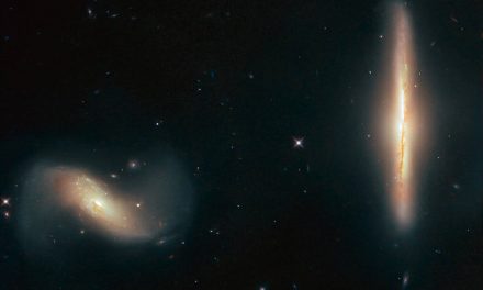 Hubble Detects Dynamic Galactic Duo