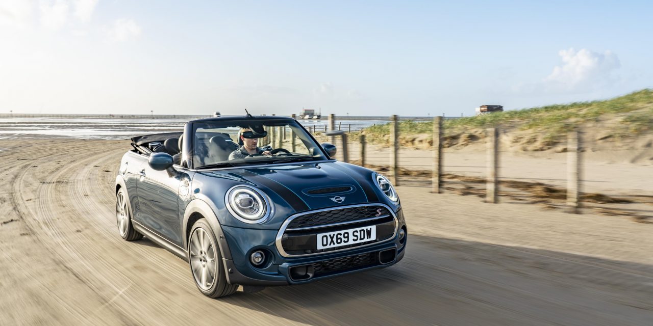THE NEW MINI CONVERTIBLE SIDEWALK EDITION