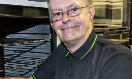 Ovenu – with nine franchises in North West England – named ‘Rising Star’ of UK franchise sector in Top 100 honour