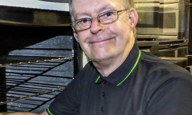 Ovenu – with nine franchises in North West England – named ‘Rising Star’ of UK franchise sector in Top 100 honour