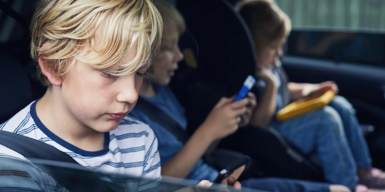 Over a fifth of parents and grandparents confess to not using car seats for children