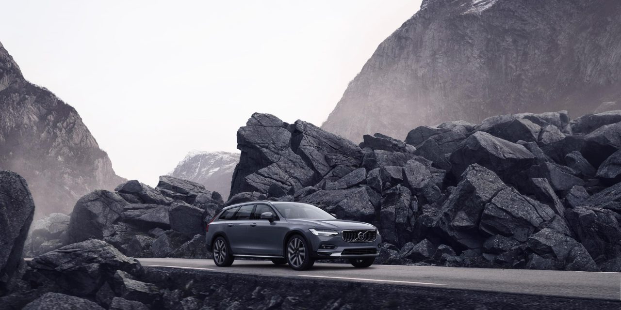 VOLVO CARS INTRODUCES REFRESHED S90 AND V90 MODELS, PLUS MILD-HYBRID POWERTRAINS ACROSS ENTIRE LINE-UP