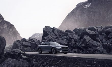 VOLVO CARS INTRODUCES REFRESHED S90 AND V90 MODELS, PLUS MILD-HYBRID POWERTRAINS ACROSS ENTIRE LINE-UP