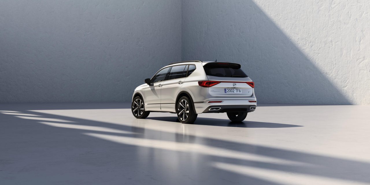 SEAT INTRODUCES NEW FR AND FR SPORT TRIM TO VERSATILE TARRACO