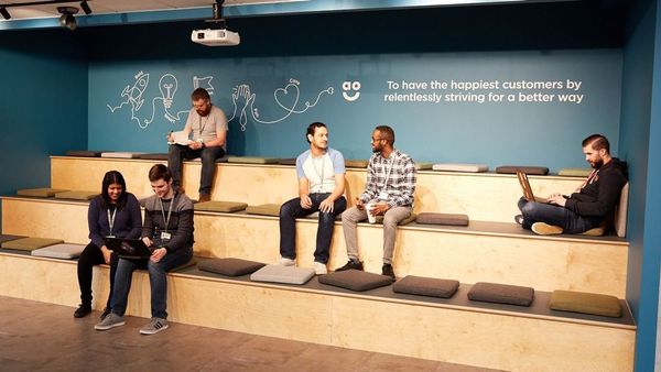 BUILDING A NORTH WEST TECH COMMUNITY AT AO HQ