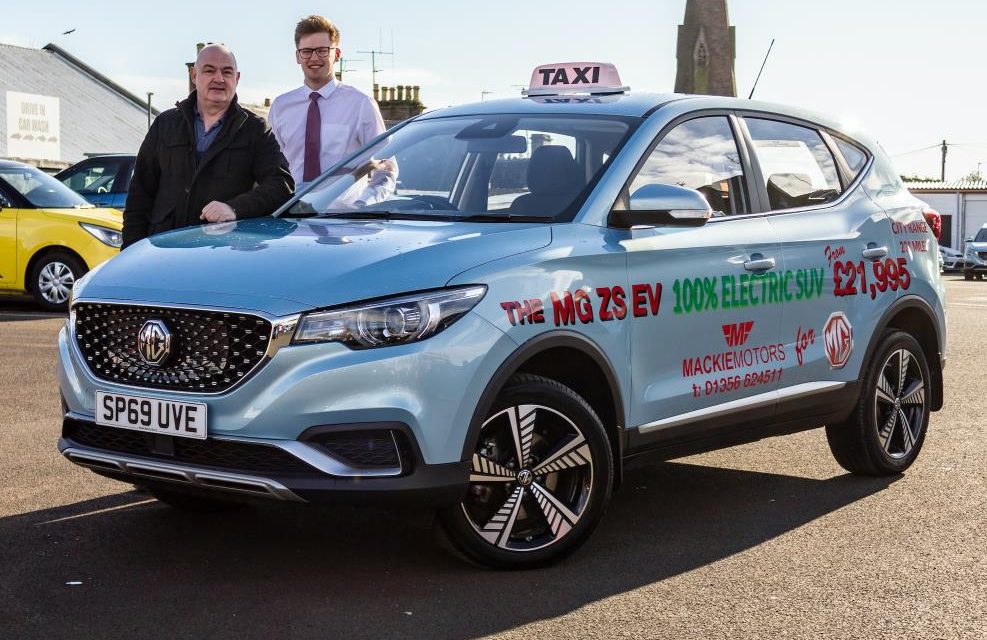 TAYPORT TAXIS GOES ELECTRIC WITH MG